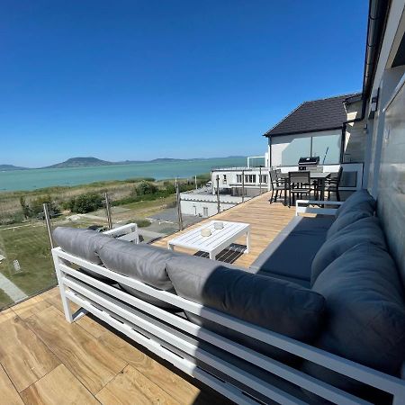 Fenyves Beach Apartman Delux บาลาตอนเฟนีแวช ภายนอก รูปภาพ